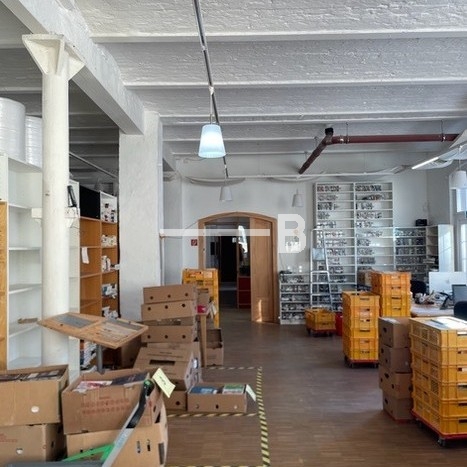 Innenansicht_3_EG_Halle